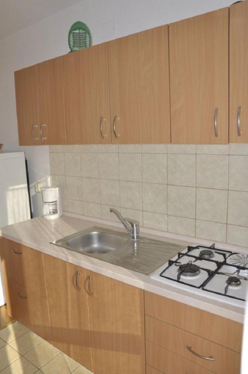 Apartments Petar - 6M From The Sea Barbat na Rabu 外观 照片